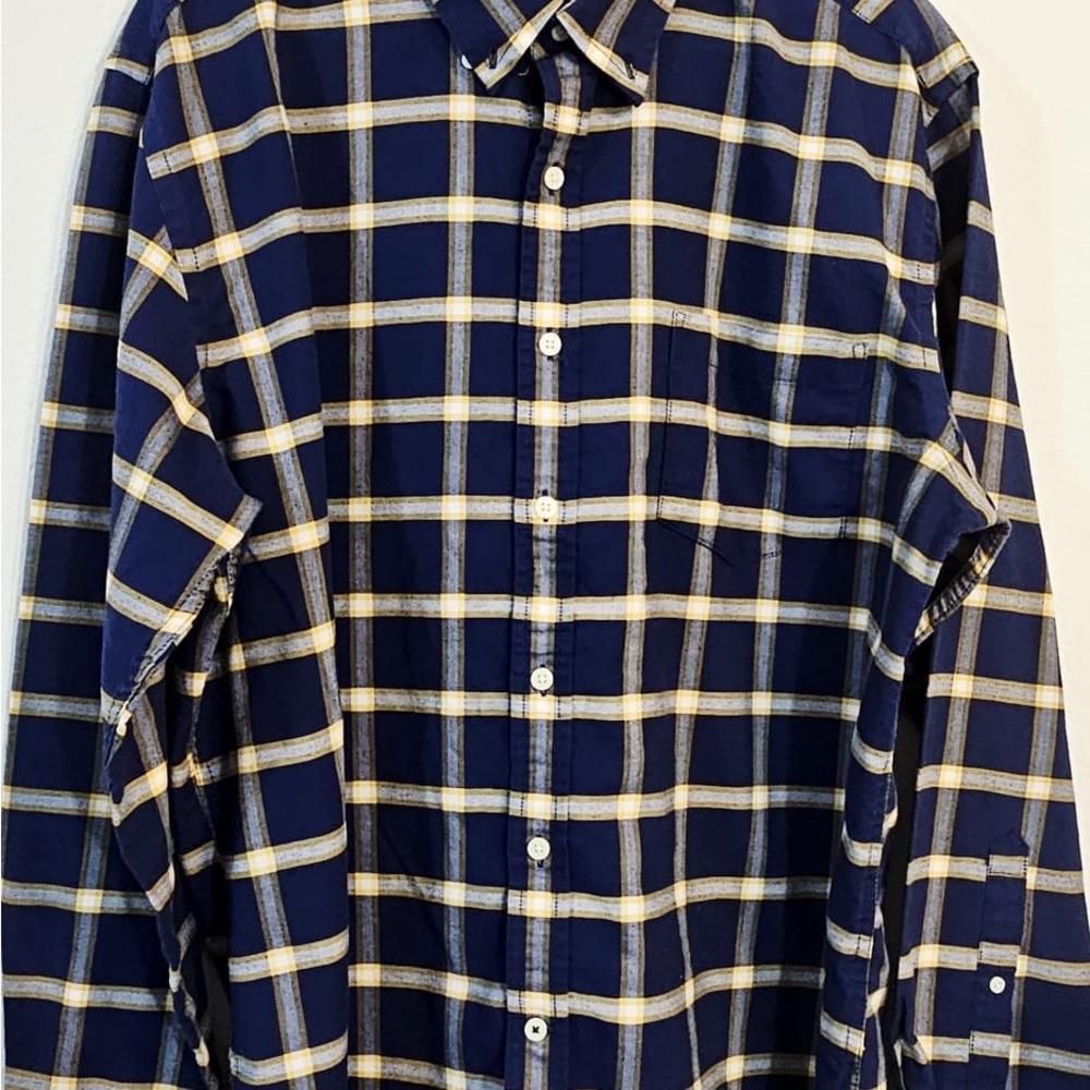 St. John's Bay Men's Blue and White Plaid Shirt
